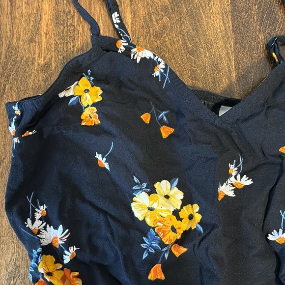 H&M romper. - Picture 2 of 7